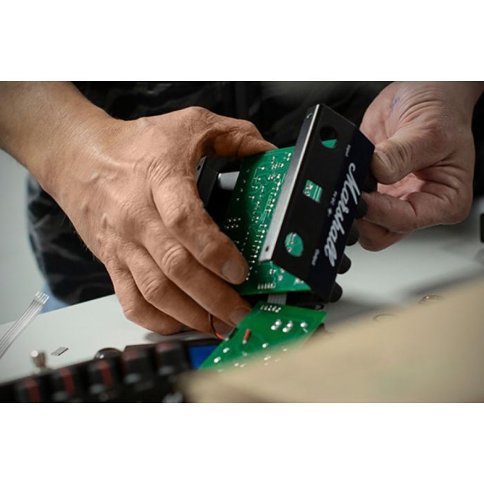 Педаль эффектов Marshall Shredmaster RI (234569) изображение 5