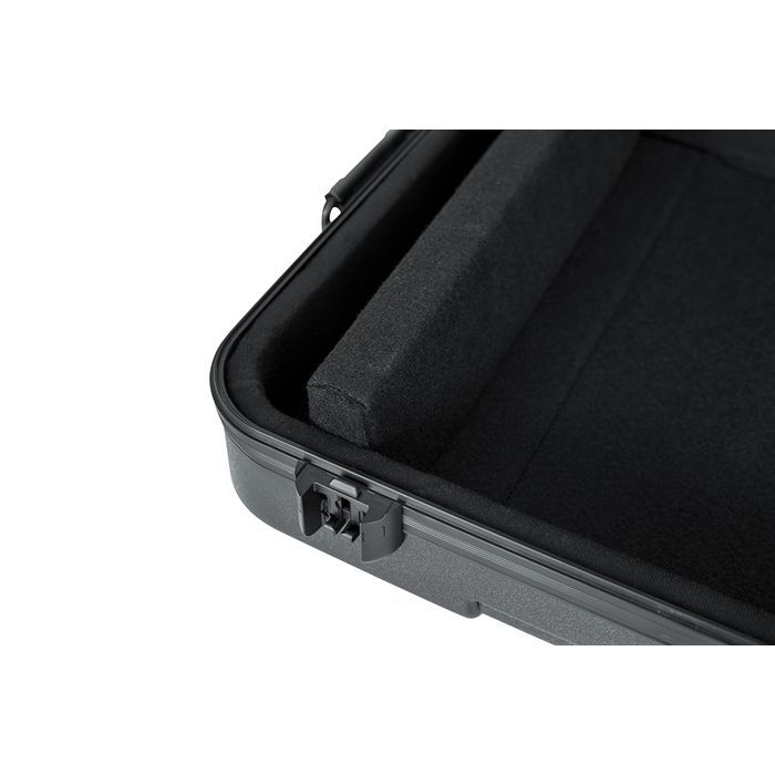 Кейс для клавишных Gator TSA ATA Molded 61-note Keyboard Case w/ Wheels (GTSA-KEY61) изображение 5