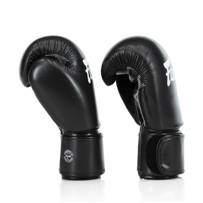 Боксерские перчатки Fairtex BGV27 Black 16 унцій (бинти в комплекті) (BGV27_16oz_Black) изображение 5