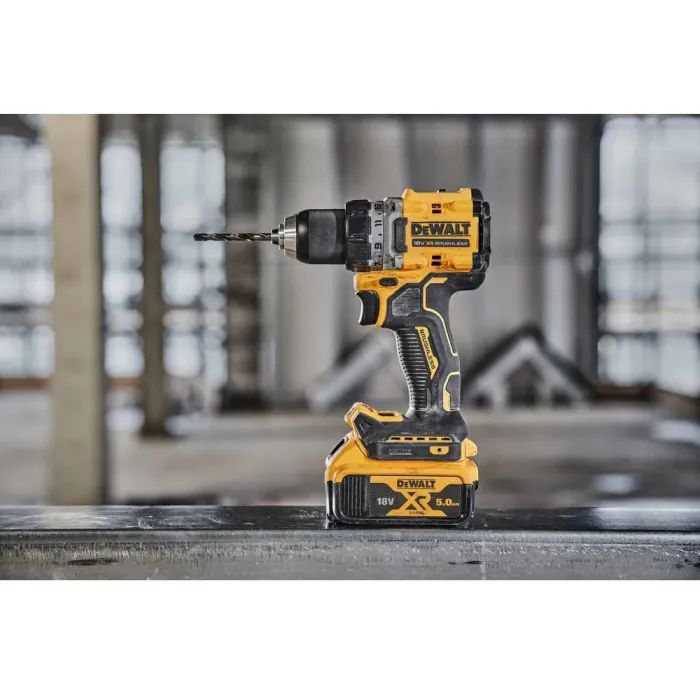 Шуруповерт DeWALT XR Li-Ion 18V 5Ah, 90 Нм, 0-650/0-2000 об/мин (DCD800P2T) изображение 4