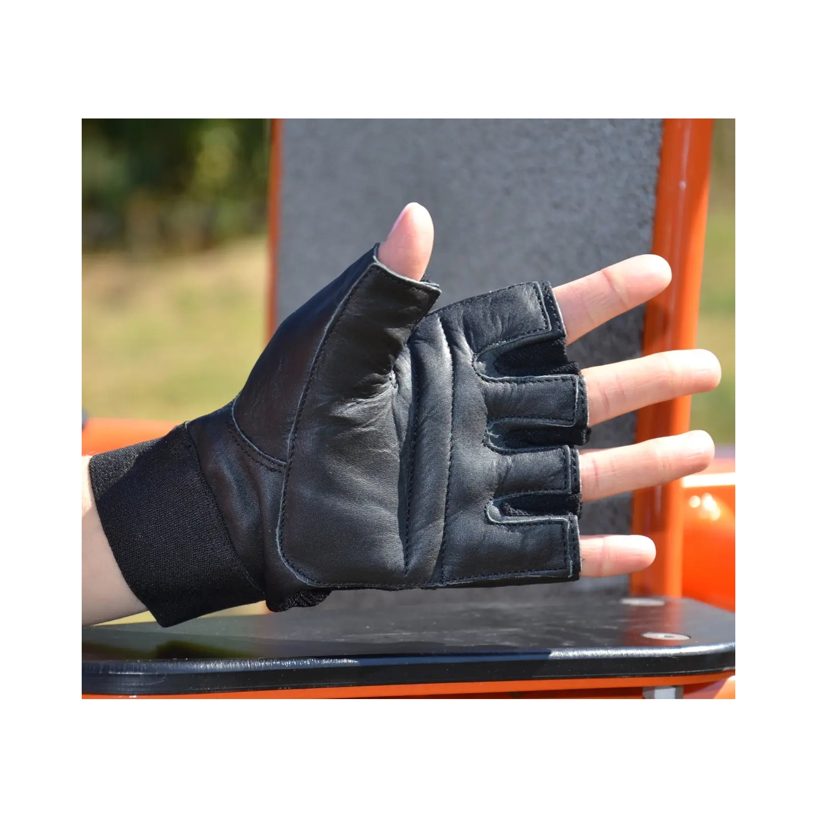 Перчатки для фитнеса MadMax MFG-248 Clasic Exclusive Black L (MFG-248-Black_L) изображение 3