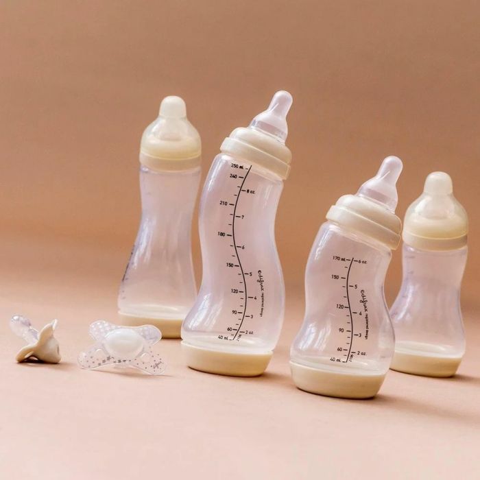 Набір для годування новонароджених Difrax S-bottle Natural 4 антиколікові пляшечки, 2 пустушки (603) зображення 5