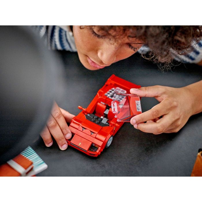 Конструктор LEGO Speed Champions Суперкар Ferrari F40, 318 деталей (76934) зображення 11