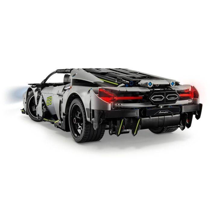 Конструктор LEGO Technic Суперкар Lamborghini Revuelto (42214) изображение 4