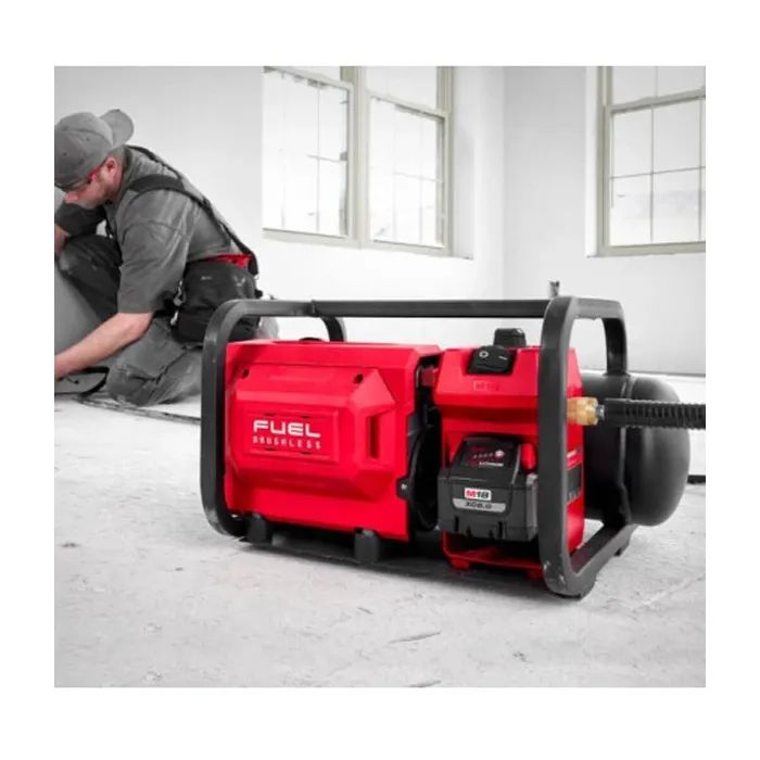 Компрессор Milwaukee M18 FAC-0 бак 9,5л (Без АКБ и ЗУ) (4933472166) изображение 9