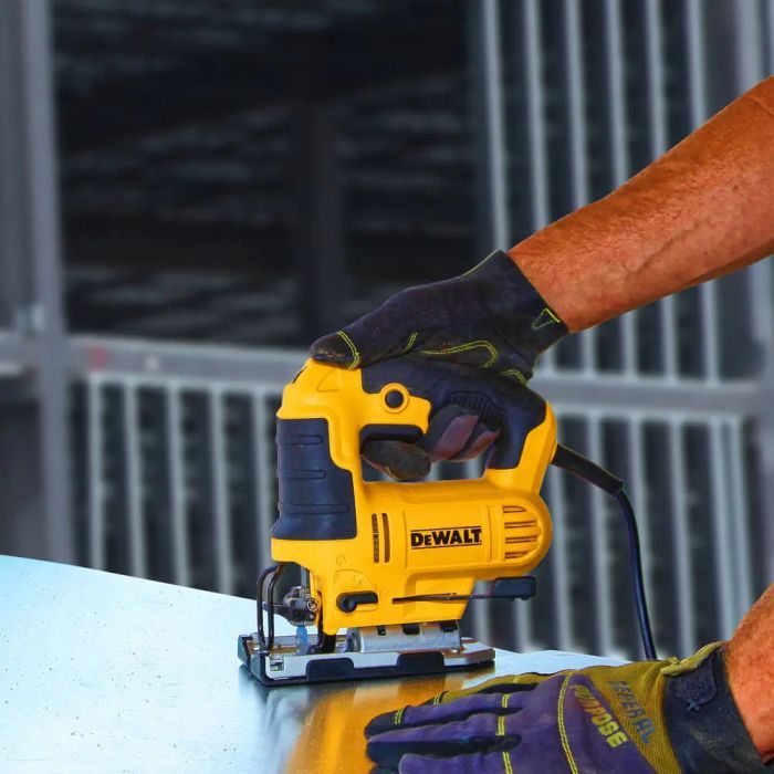 Электролобзик DeWALT 650 Вт, 500 - 3200 ход/мин, 2.4 кг (DWE349) изображение 11