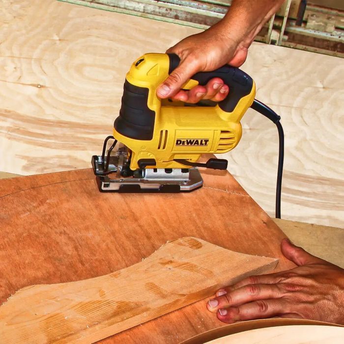 Электролобзик DeWALT 650 Вт, 500 - 3200 ход/мин, 2.4 кг (DWE349) изображение 12