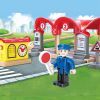 Залізниця Hape Набір для іграшкової залізниці Залізнична станція (E3702) зображення 5