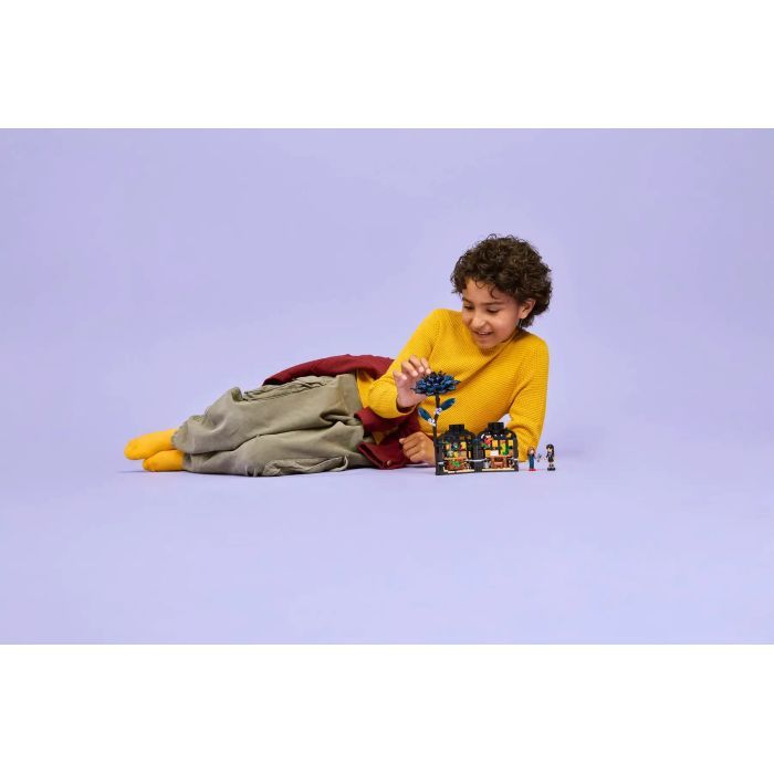 Конструктор LEGO Wednesday Цветок черной георгины (76784) изображение 11