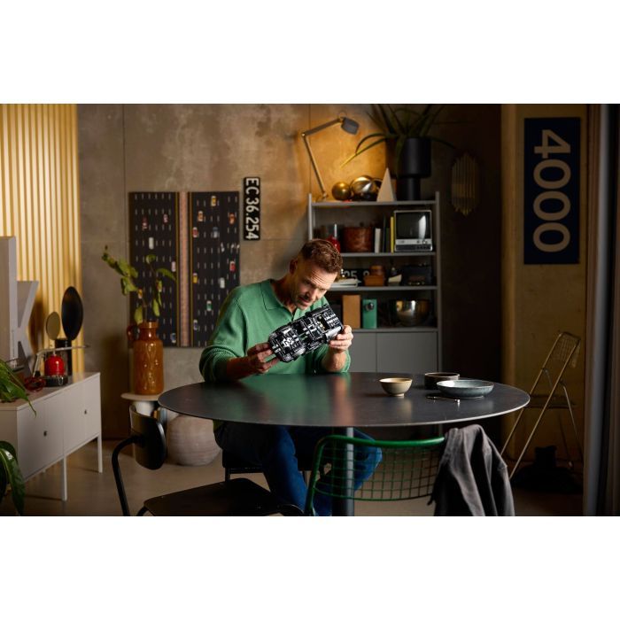 Конструктор LEGO Technic Автомобиль для гонки Ford GT40 MKII 1966 года (42223) изображение 11