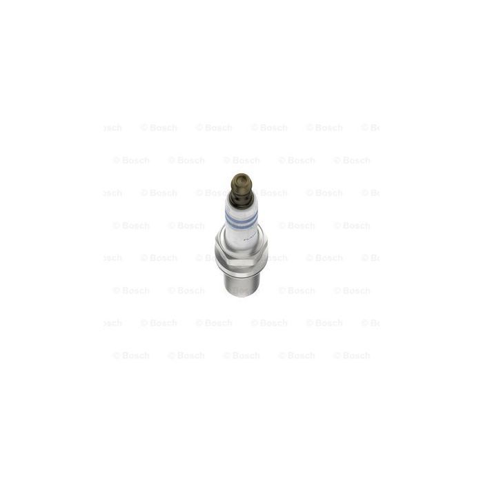 Свеча зажигания Bosch 0 242 235 743 изображение 3