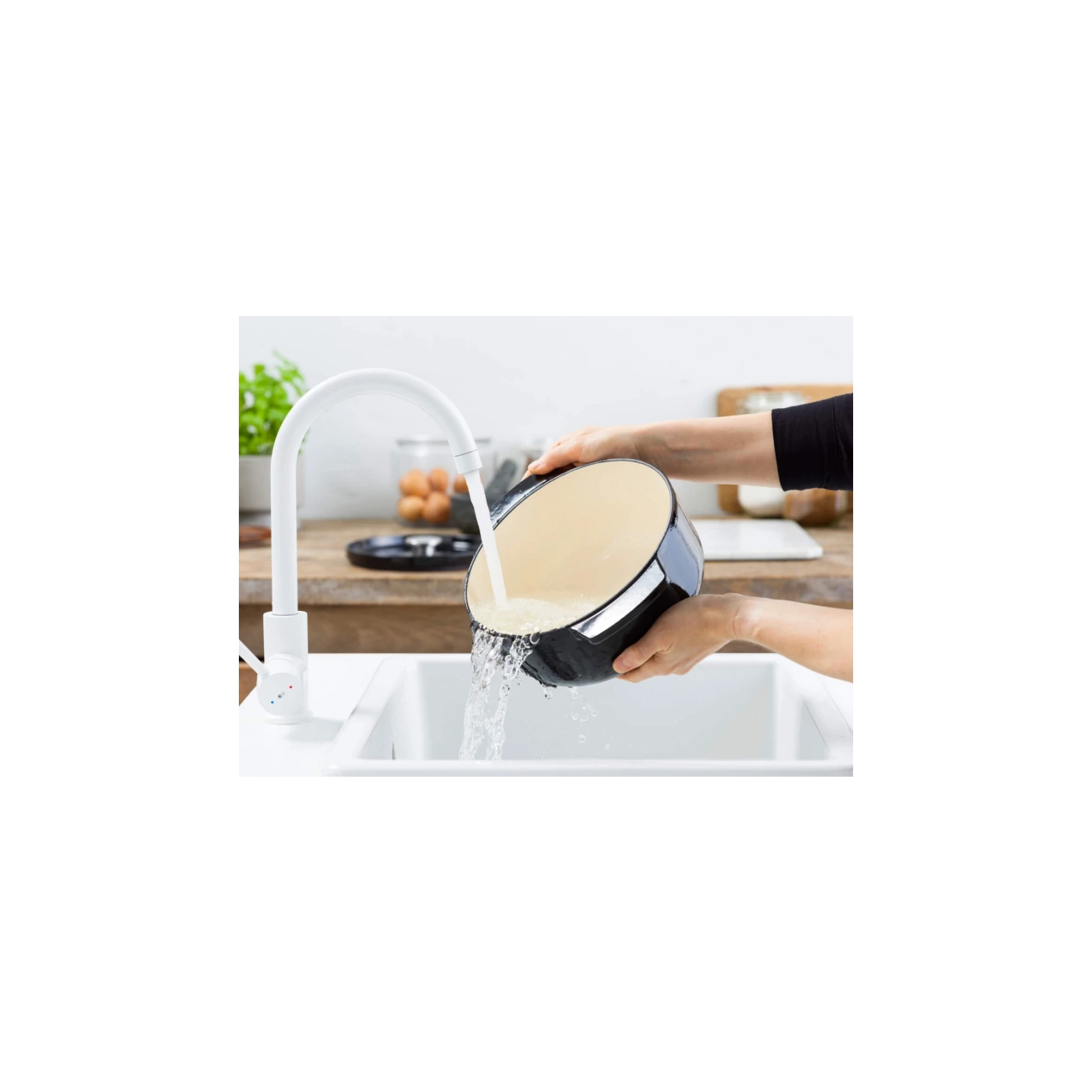 Каструля KitchenAid чавунна з кришкою 3,3 л Чорна (CC006058-001) зображення 9