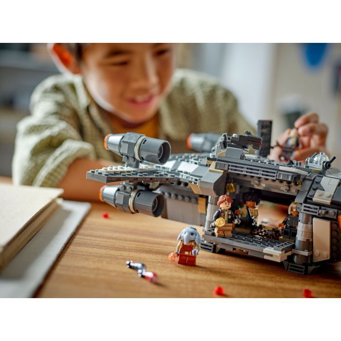 Конструктор LEGO Star Wars The Onyx Cinder Ониксовый пепел 1325 деталей (75374) изображение 11