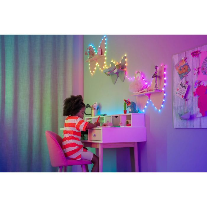 Гирлянда Twinkly Smart LED, Strings USB 100 Heart-shaped RGB LEDs, Clear Wire, USB-C (TWKH100RGB-T) изображение 6