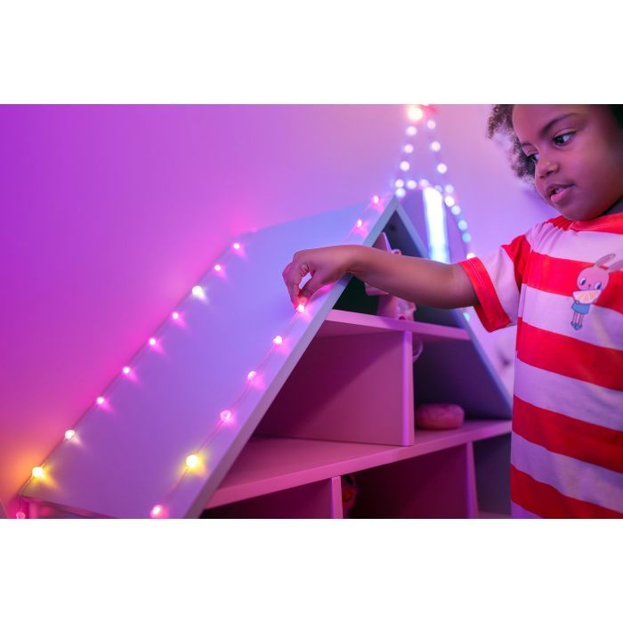 Гирлянда Twinkly Smart LED, Strings USB 100 Heart-shaped RGB LEDs, Clear Wire, USB-C (TWKH100RGB-T) изображение 7