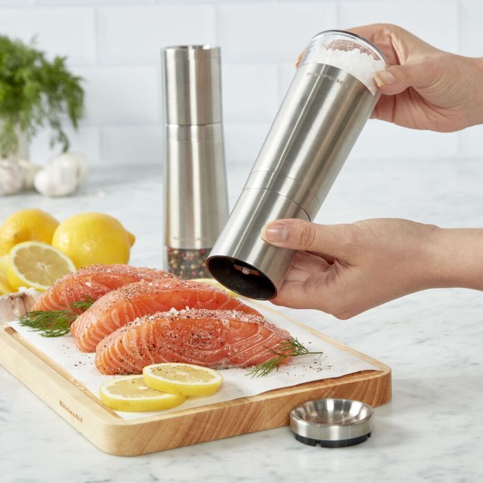 Мельница для специй KitchenAid Universal, Набір 2 шт, 20,3 см, сріблястий (KOG988OSSSA) изображение 7