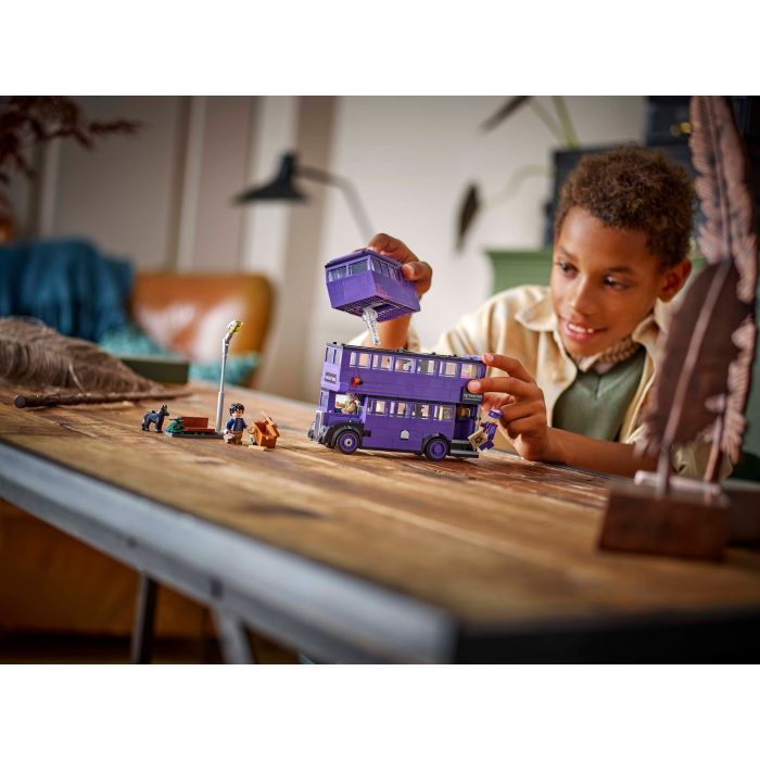 Конструктор LEGO Harry Potter Пригоди на Лицарському автобусі (76446) зображення 8