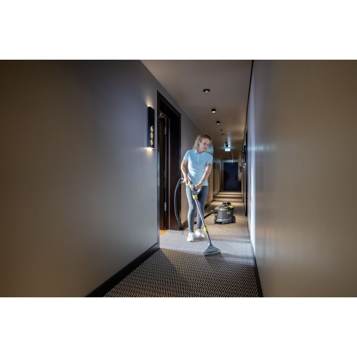 Пилосос будівельний Karcher Puzzi 8/1 Adv (1.100-241.0) зображення 2