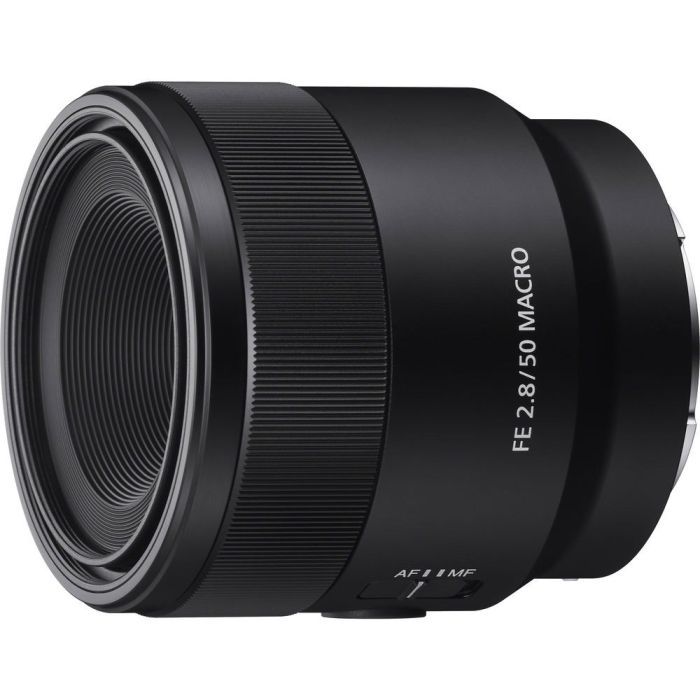 Объектив Sony 50mm, f/2.8 Macro для камер NEX FF (SEL50M28.SYX) изображение 2