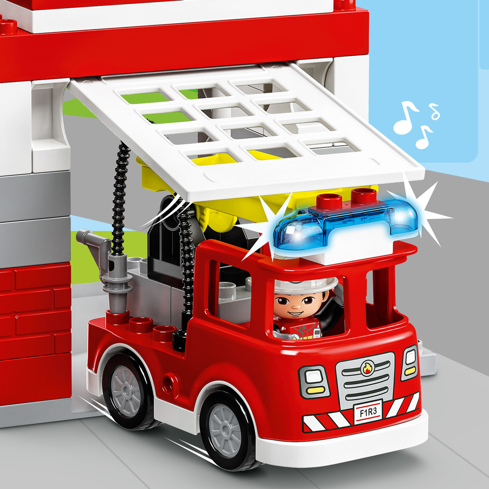 Конструктор LEGO DUPLO Town Пожарная часть и вертолет 117 деталей (10970) изображение 6