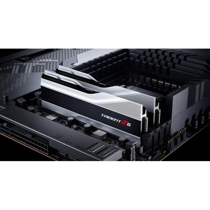 Модуль памяти для компьютера DDR5 64GB (2x32GB) 6000 MHz Trident Z5 Silver G.Skill (F5-6000J3238G32GX2-TZ5S) изображение 6