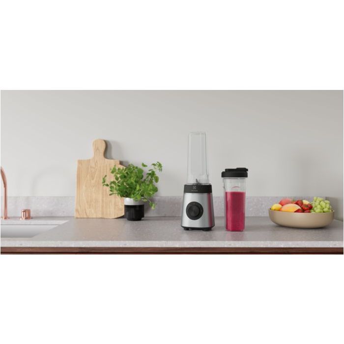 Блендер Electrolux E4SB1-4ST изображение 2