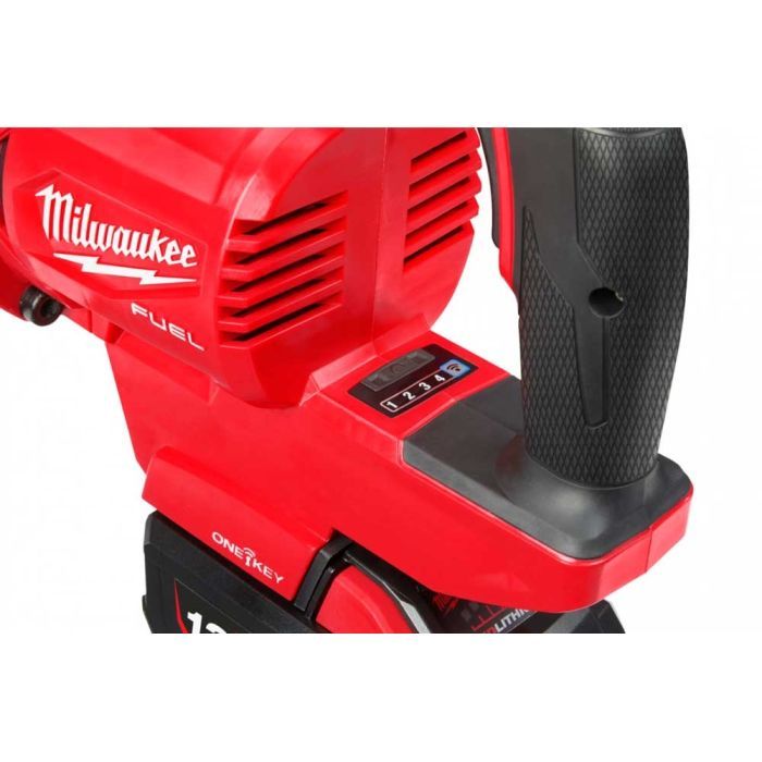 Гайковерт Milwaukee высокомоментный 1'' 2711 Нм M18 FUEL ONEFHIWF1DS-121C (4933472072) изображение 5