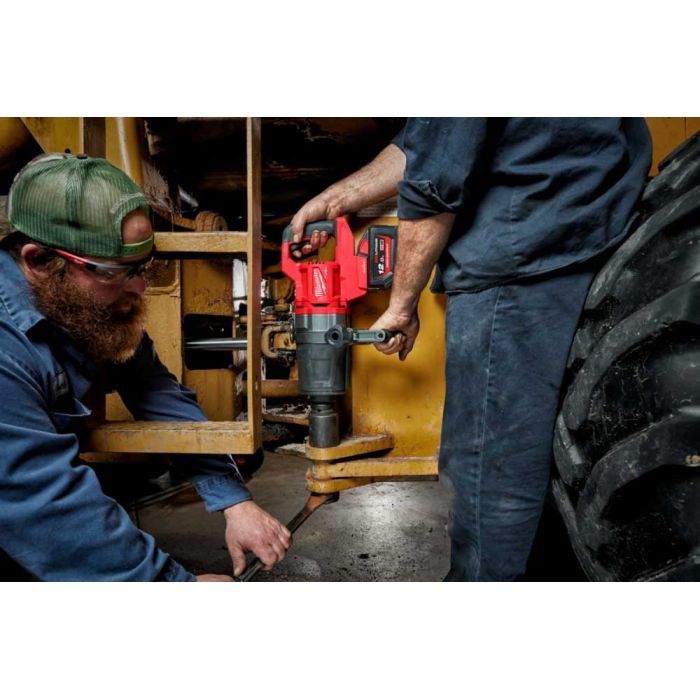 Гайковерт Milwaukee высокомоментный 1'' 2711 Нм M18 FUEL ONEFHIWF1DS-121C (4933472072) изображение 8