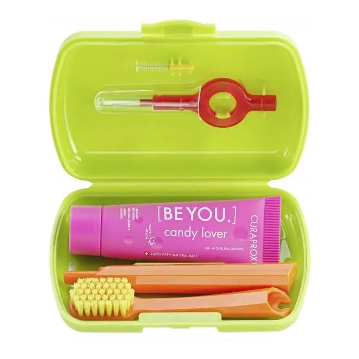 Набор косметики Curaprox Be You Green Дорожный гигиенический (7612412429916)