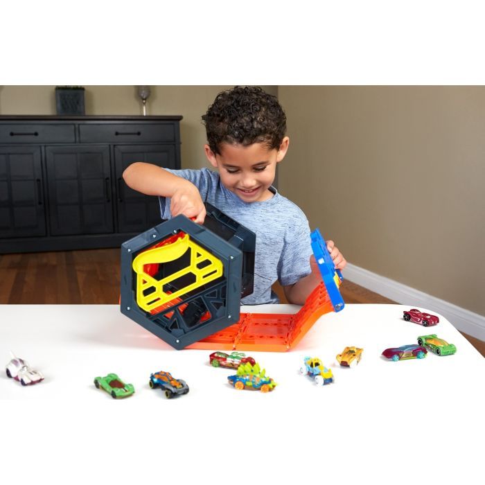 Автотрек Hot Wheels Перегони (GYX11) зображення 5