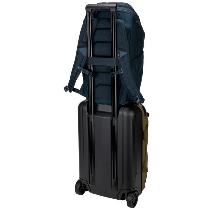 Рюкзак для ноутбука Thule 15.6" Chasm 26L TCHB-215 Darkest Blue 21х30х53см (3205583) зображення 11