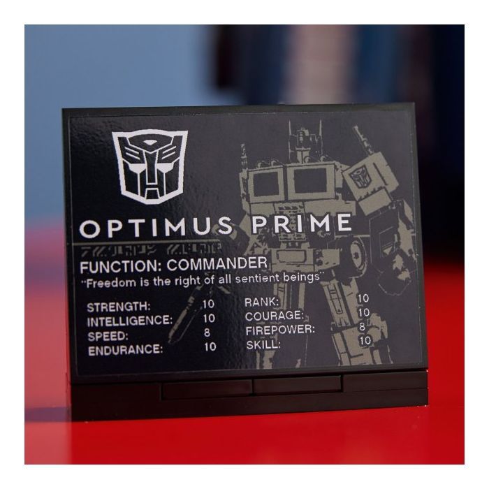 Конструктор LEGO Icons Optimus Prime 1508 деталей (10302) изображение 5