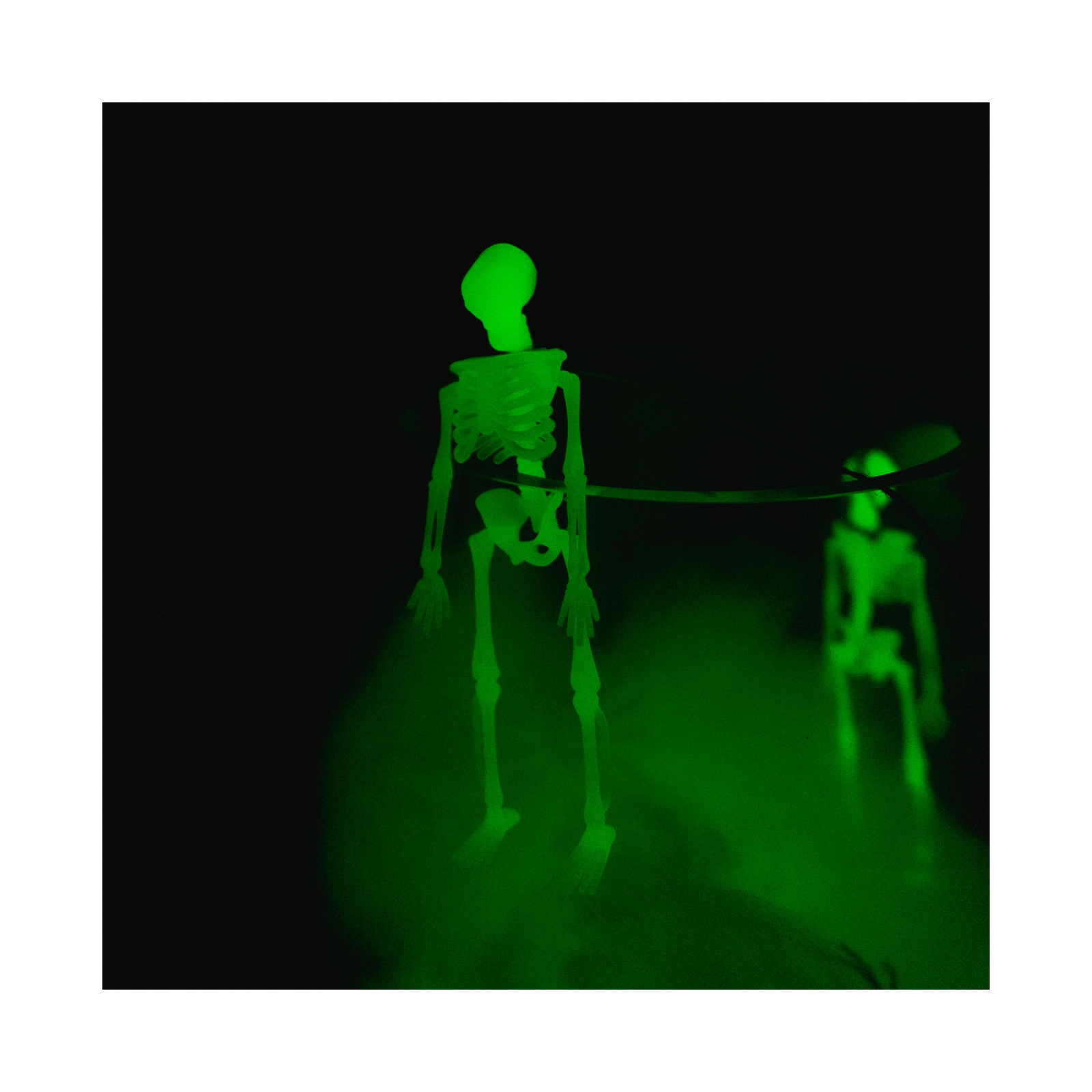 Гирлянда бумажная YES! Fun Хэллоуин "Скелет", 4 шт, 1.4м, светящиеся в темноте (974355) изображение 6