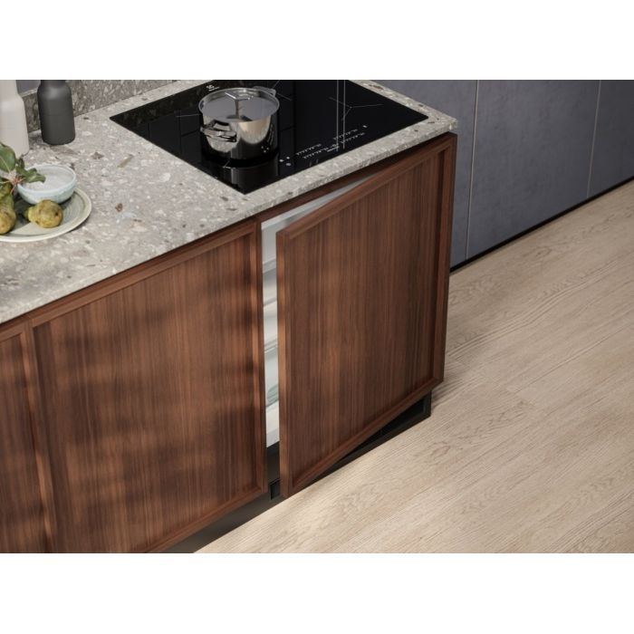 Холодильник Electrolux LSB2AE82S зображення 2