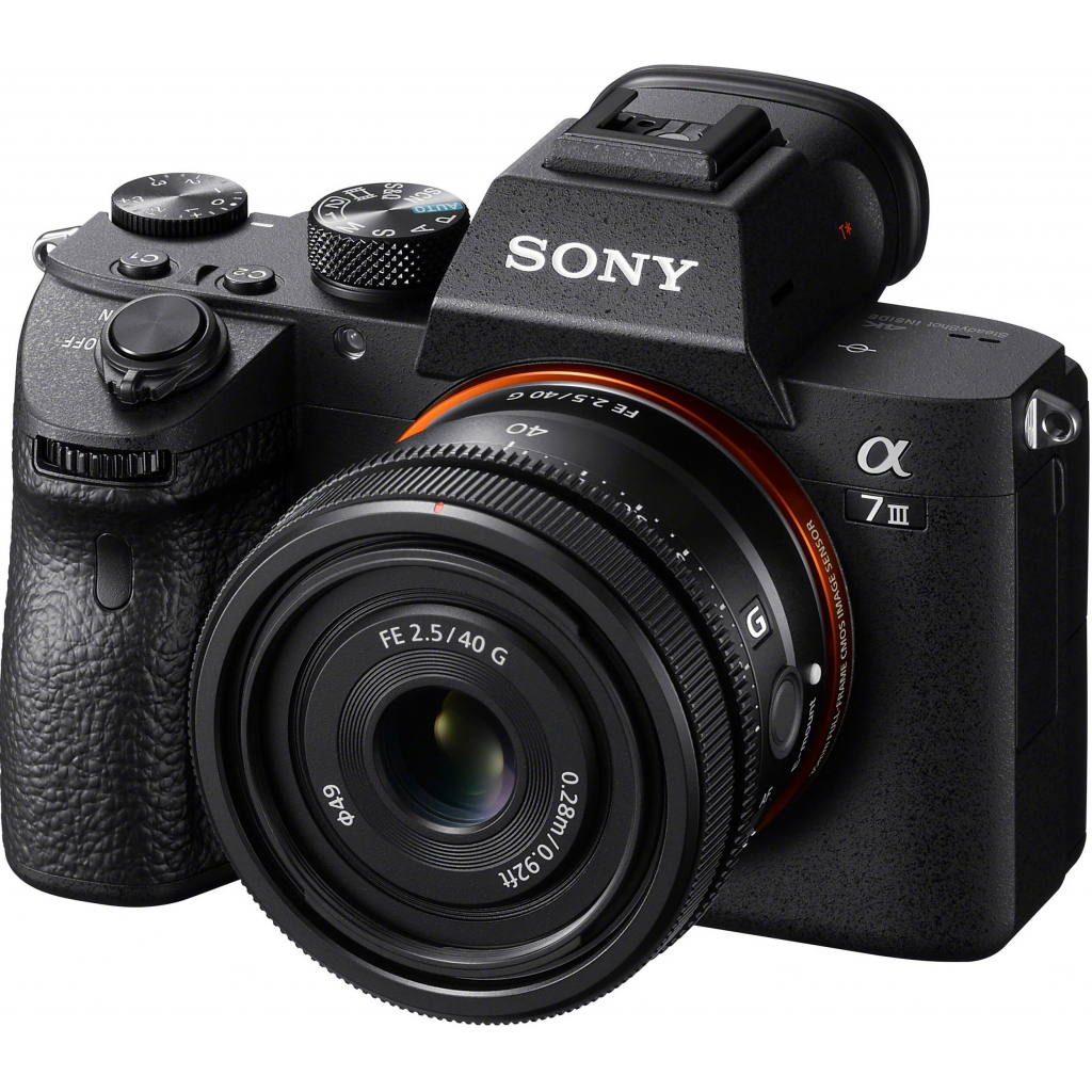 Объектив Sony 40mm, f/2.5 G для камер NEX (SEL40F25G.SYX) изображение 8
