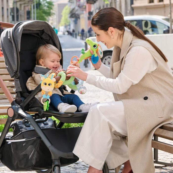 Іграшка на коляску Chicco Пані жирафа (11562.00) зображення 4