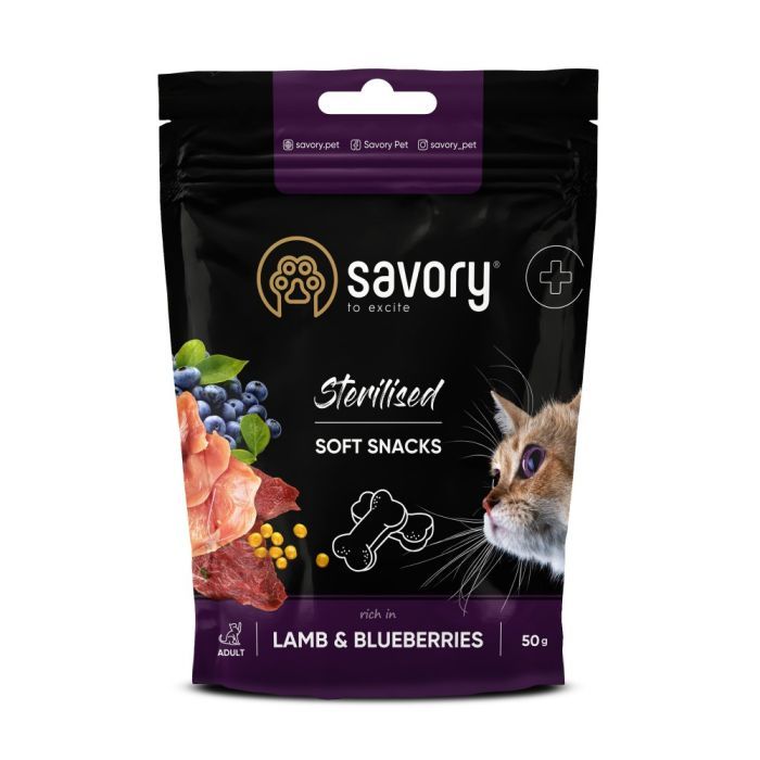 Лакомство для котов Savory для стерилизованных, ягненок с черникой 50 г (4820232631416)