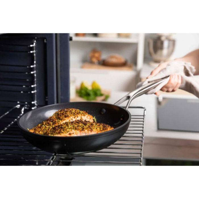 Сковорода KitchenAid FHA 28 см з керамічним покриттям (CC005694-001) зображення 8