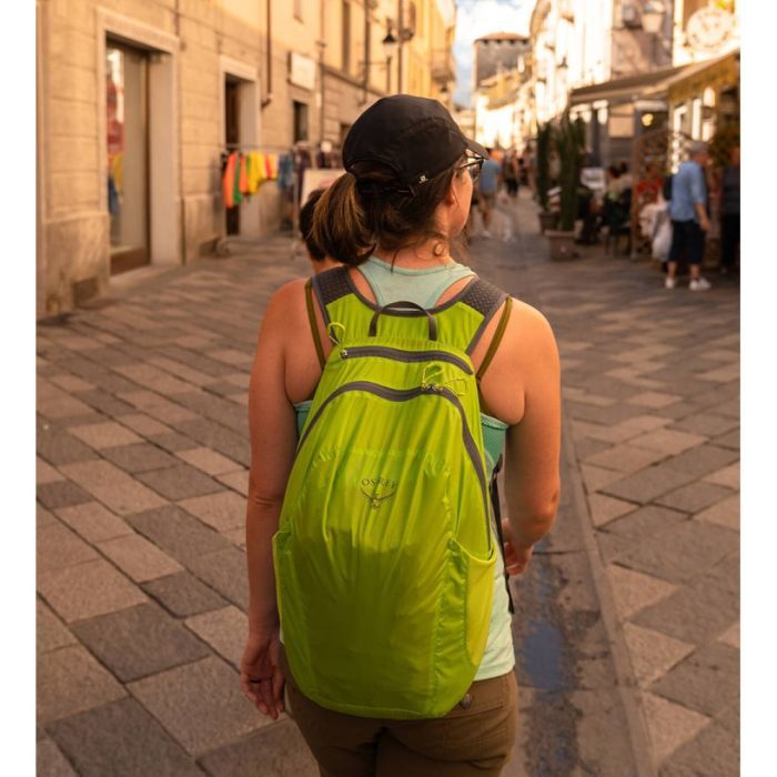 Рюкзак туристичний Osprey Ultralight Stuff Pack limon O/S (009.3251) зображення 5