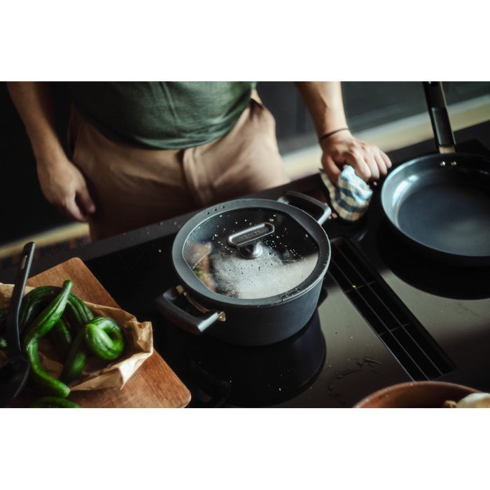 Кастрюля Fiskars Hard Face 3,5 л (1075526) изображение 6