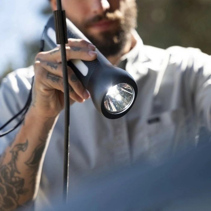 Пуско зарядное устройство Mophie 9900mAh 2A, бустер 400A, встроенный фонарик 450lm, Black (53046) изображение 10