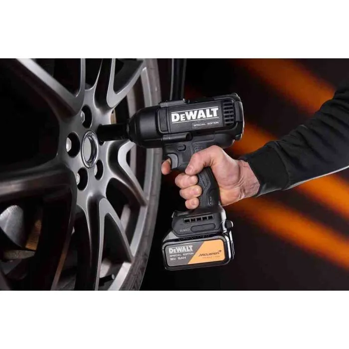 Набор электроинструментов DeWALT McLaren F1, 18V XR Li-lon, 2 АКБ, ЗУ, кейс (DCK3222MP2T) изображение 8