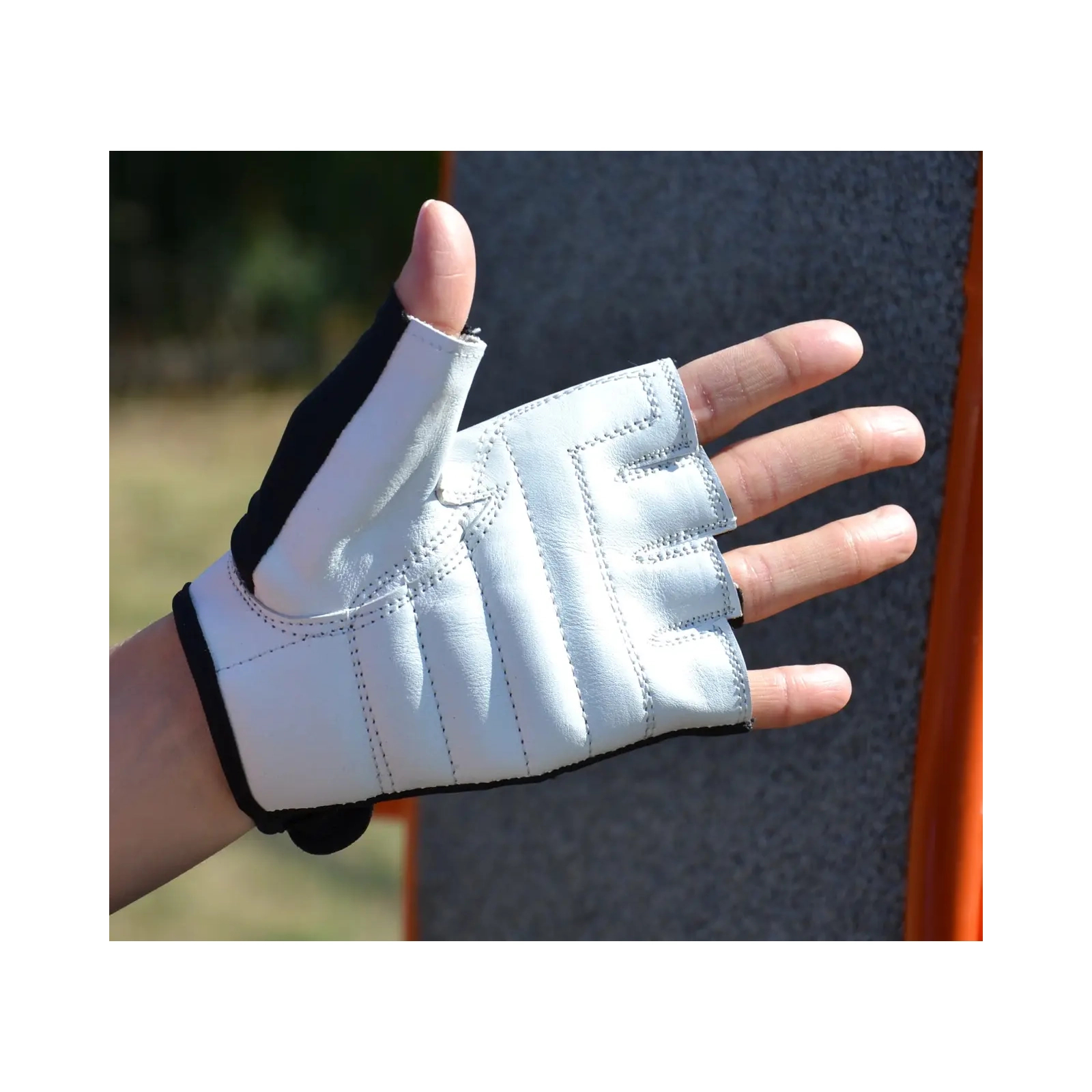 Перчатки для фитнеса MadMax MFG-250 Basic Whihe M (MFG-250_M) изображение 5