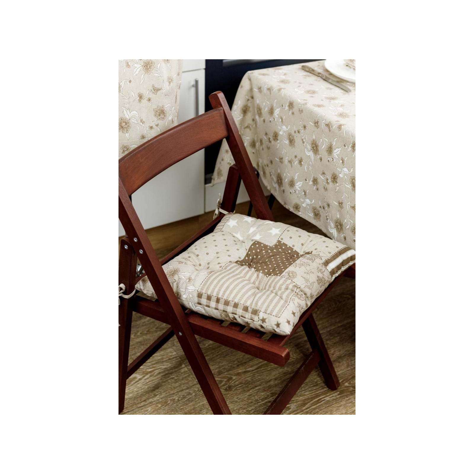 Подушка на стул Прованс Пэчворк беж Хозяйка 40х40 см (4823093451162) изображение 2