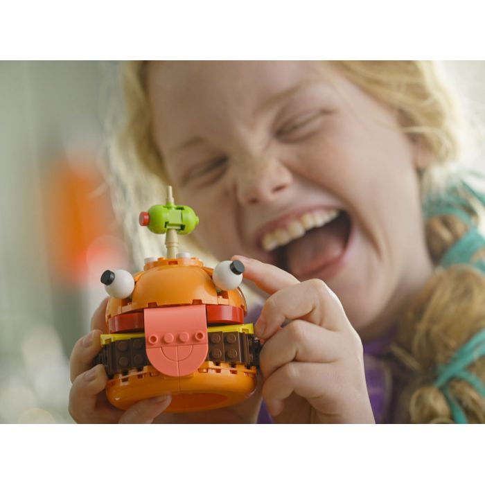 Конструктор LEGO Fortnite Durrr Burger (77070) изображение 9