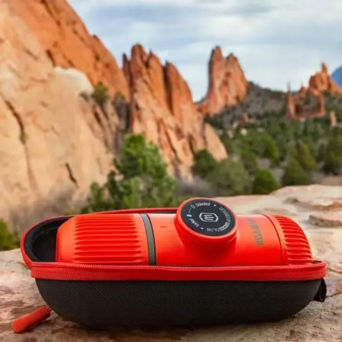 Кавоварка кемпінгова Wacaco Nanopresso з чохлом сіра (WNANOGRcase) зображення 3