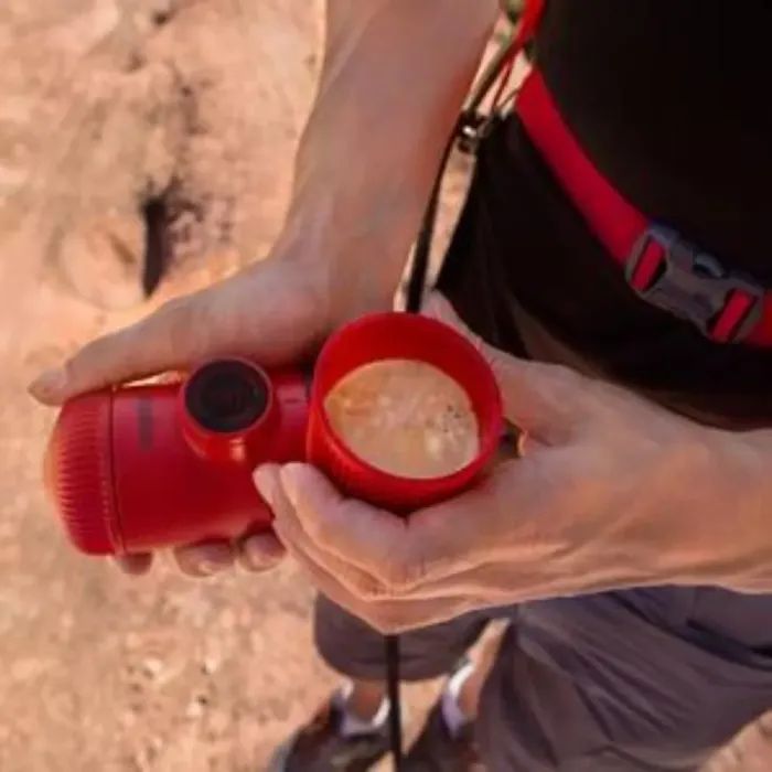 Кавоварка кемпінгова Wacaco Nanopresso з чохлом сіра (WNANOGRcase) зображення 6