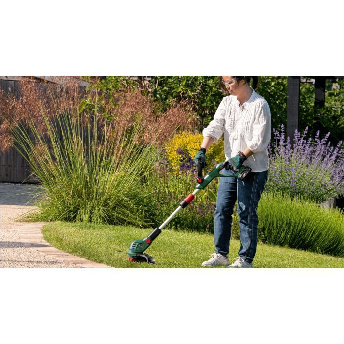 Тример садовий Bosch UniversalGrassCut 18V-26-500 1х2.5Ah, 26см, ЗП AL 18V-20 3.5кг (0.600.8C1.F00) зображення 2