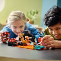 Конструктор LEGO Minecraft Бастион Нижнего мира (21185) изображение 3