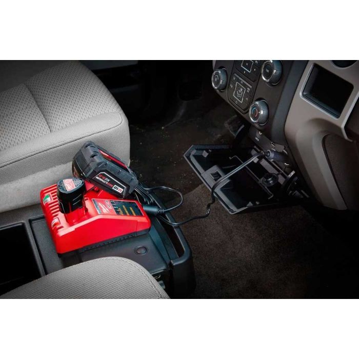 Зарядний пристрій для акумуляторів інструменту Milwaukee M12-18 AC 12В, автомобільний (4932459205) зображення 4